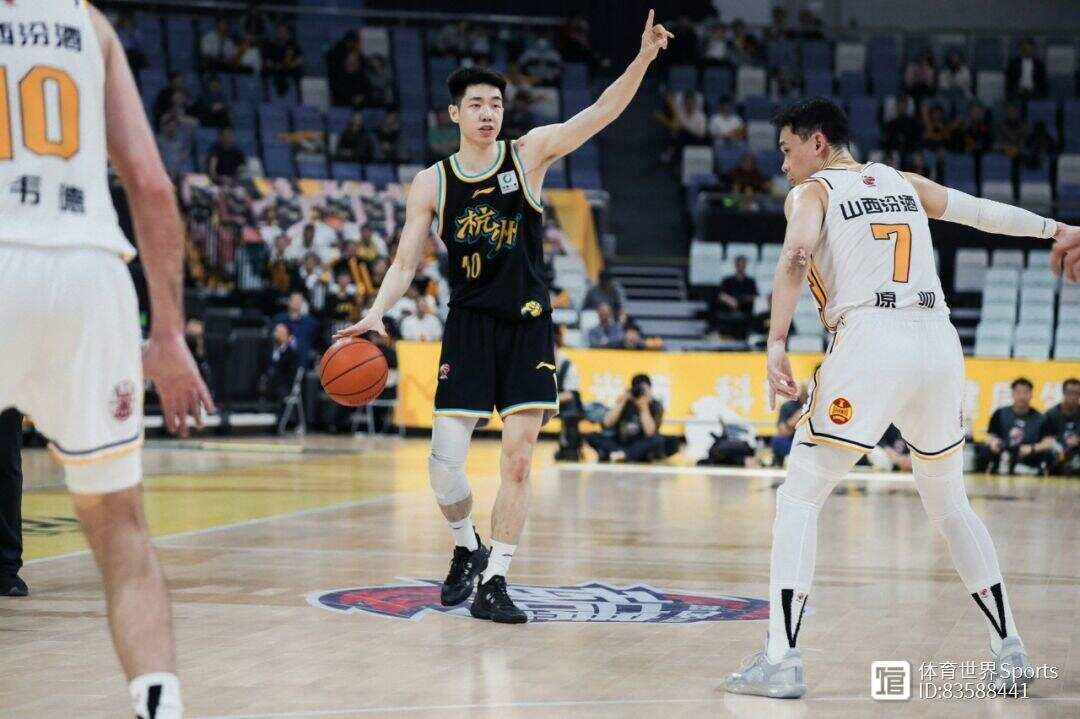  又见绝平！广厦男篮与金州勇士鏖战至终场，谢震业读秒救主